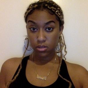 Meet your Posher, Krissory